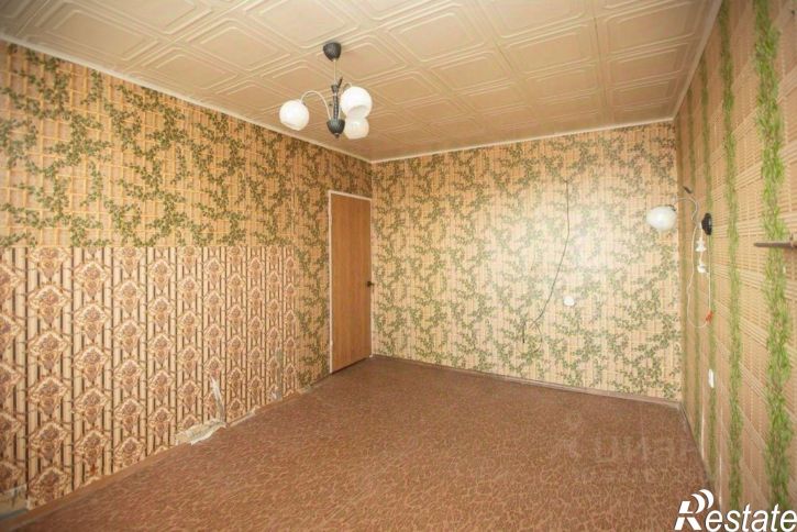 2-комн квартира улица Нефтяников, 33,  д. 33