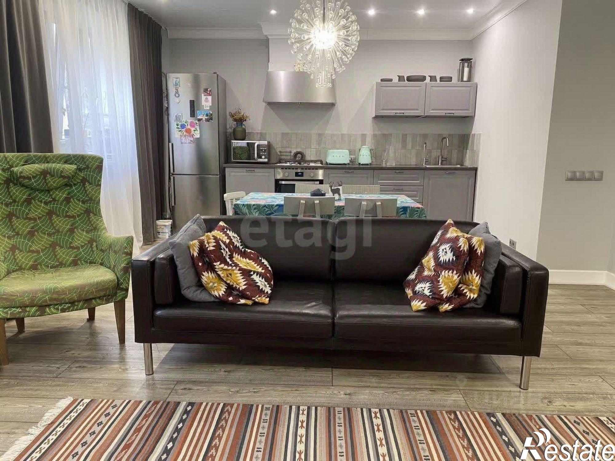 Купить квартиру за 13 700 000 рублей на ул Вишняки, 5