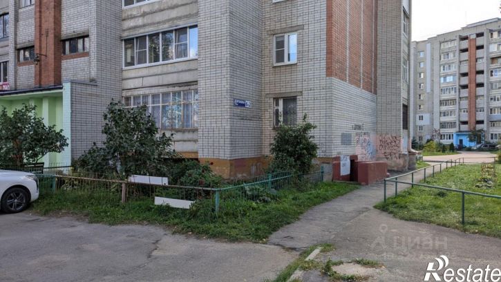 3-комн квартира улица Доронина, 6 к2,  д. 6 к2