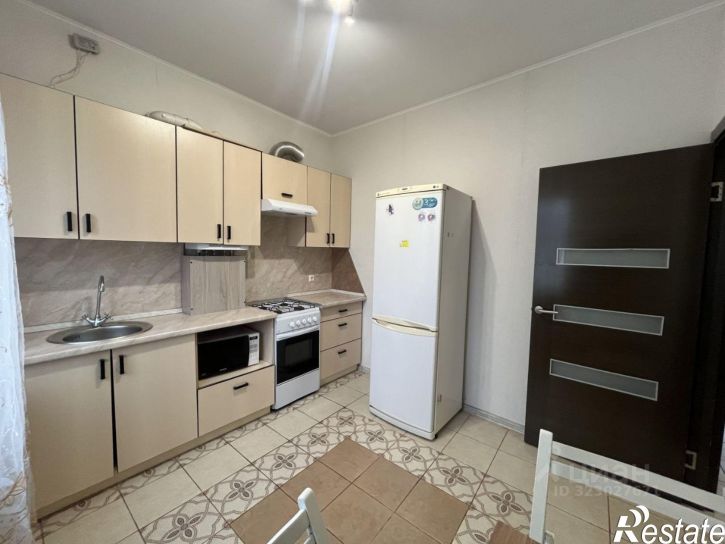 2-комн квартира ул Златоустинская, 10,  д. 10