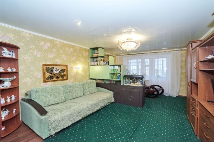 2-комн квартира Батова ул, 5