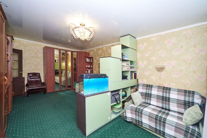 2-комн квартира Батова ул, 5