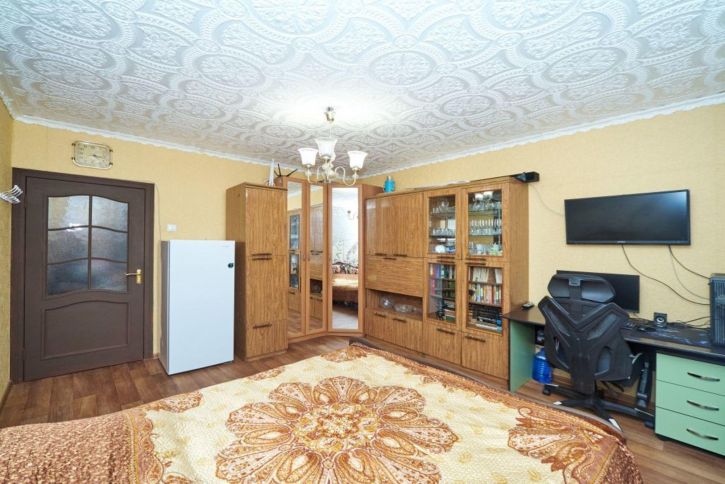 2-комн квартира Батова ул, 5