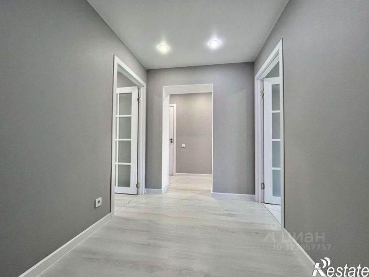 4-комн квартира улица Суркова, 6,  д. 6