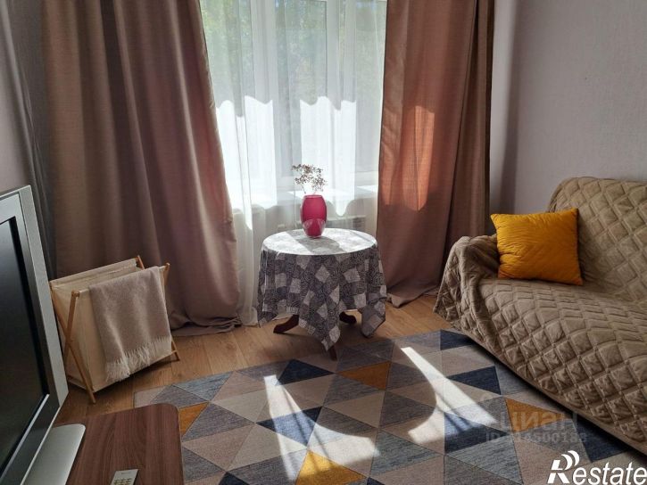 2-комн квартира ул Сосновая, 3 3,  д. 3 3,  к. 3