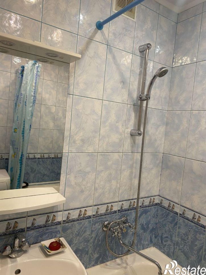 2-комн квартира ул Строителей, 1,  д. 1