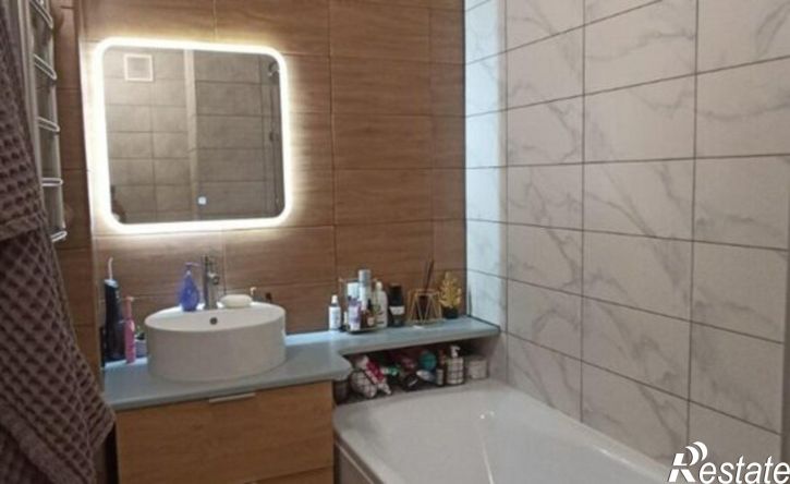 1-комн квартира проспект Машиностроителей, 15,  д. 15