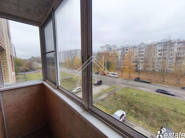 4-комн квартира улица Гончарова, 32,  д. 32