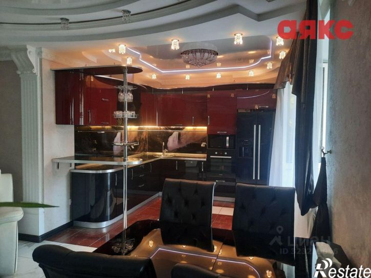 3-комн квартира ул Свердлова, 102 2,  д. 102 2,  к. 2