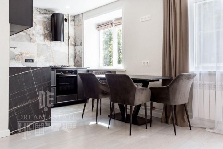 2-комн квартира Чайковского ул, 78/19