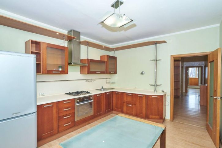 3-комн квартира Чайковского ул, 19Б