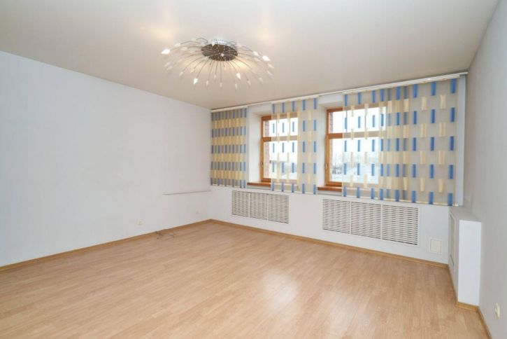 3-комн квартира Чайковского ул, 19Б