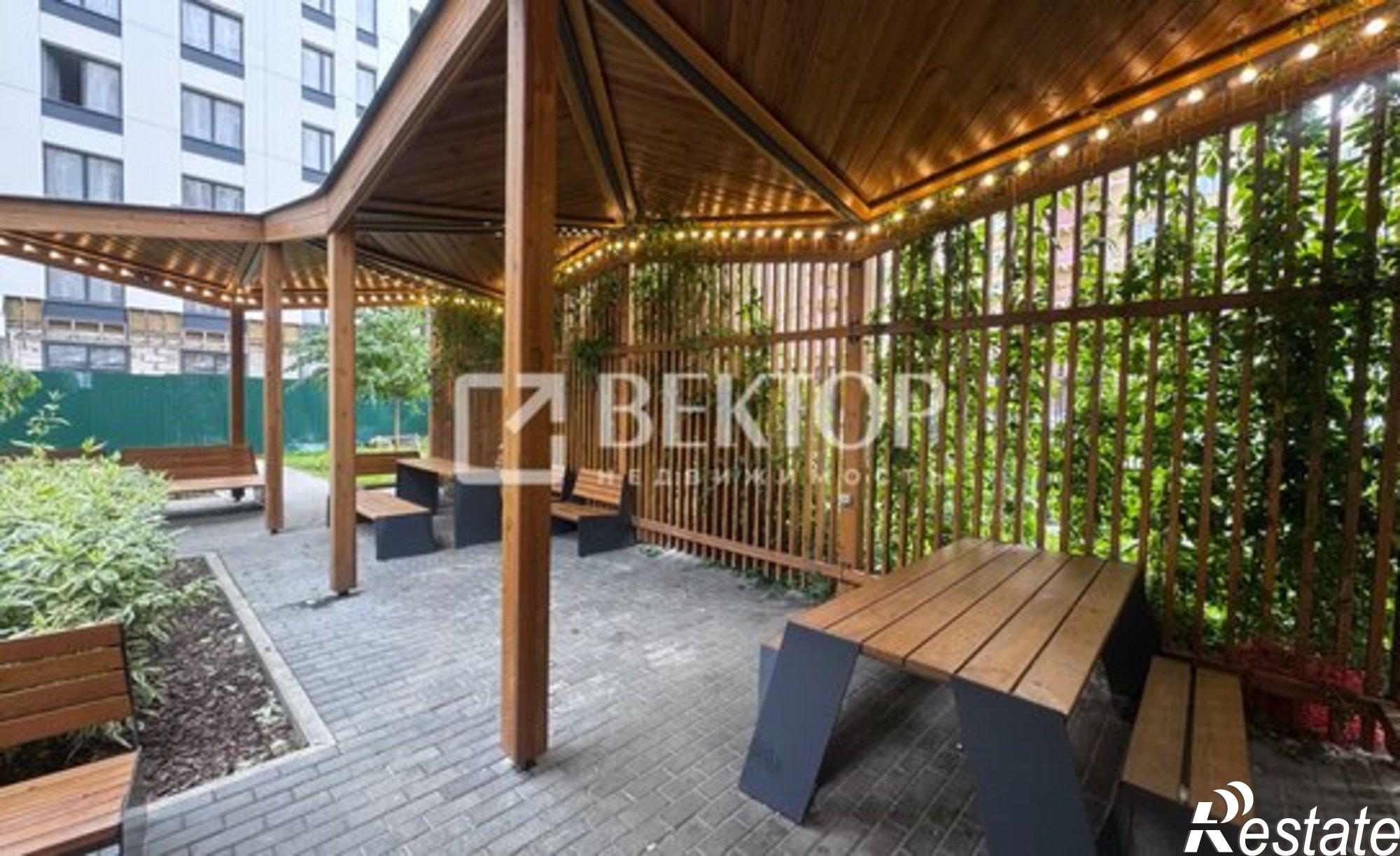 Купить квартиру за 8 000 000 рублей на 2-й Брагинский проезд, 8