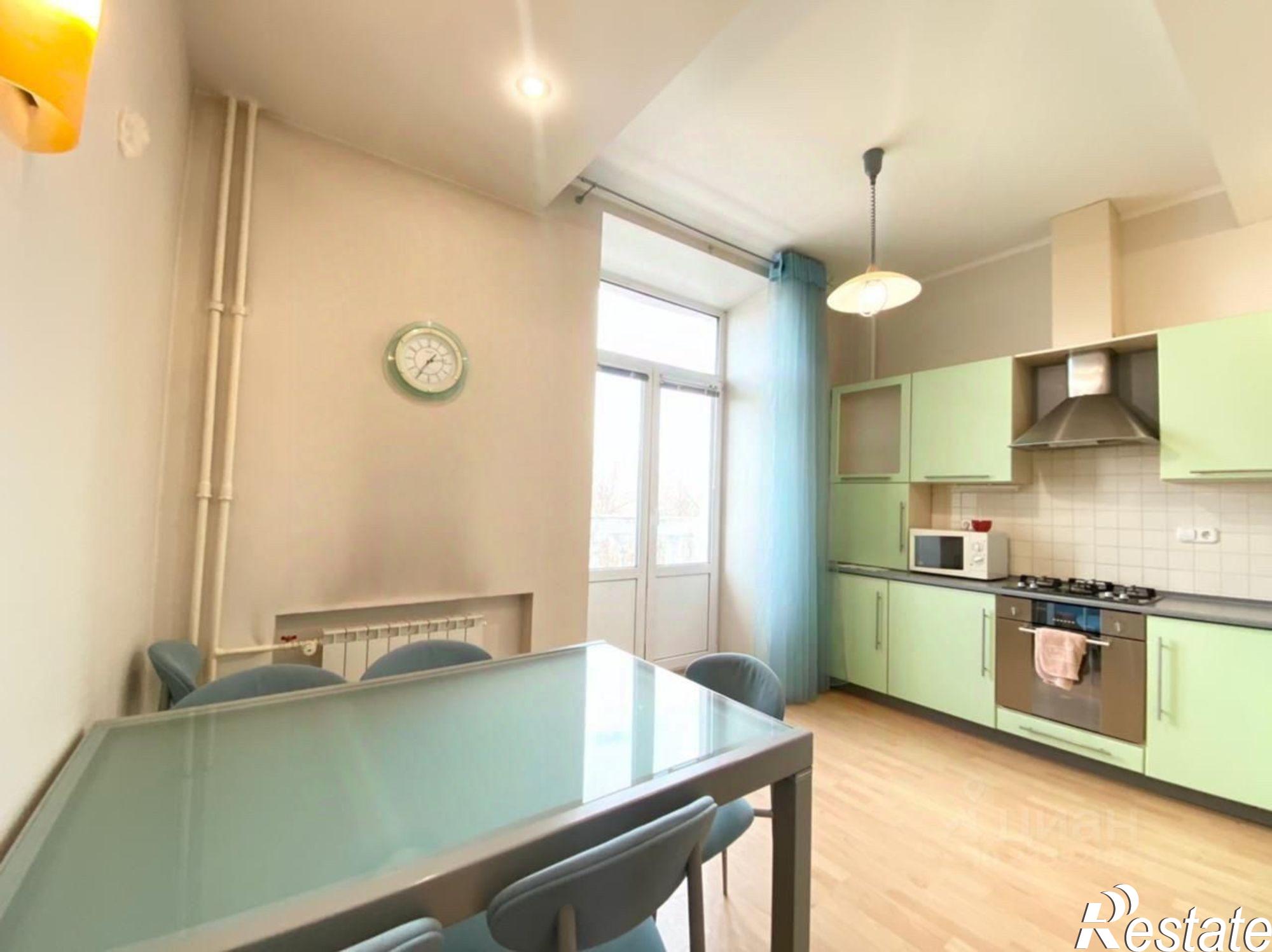 Сдать квартиру за 50 000 рублей на Первомайская улица, 9