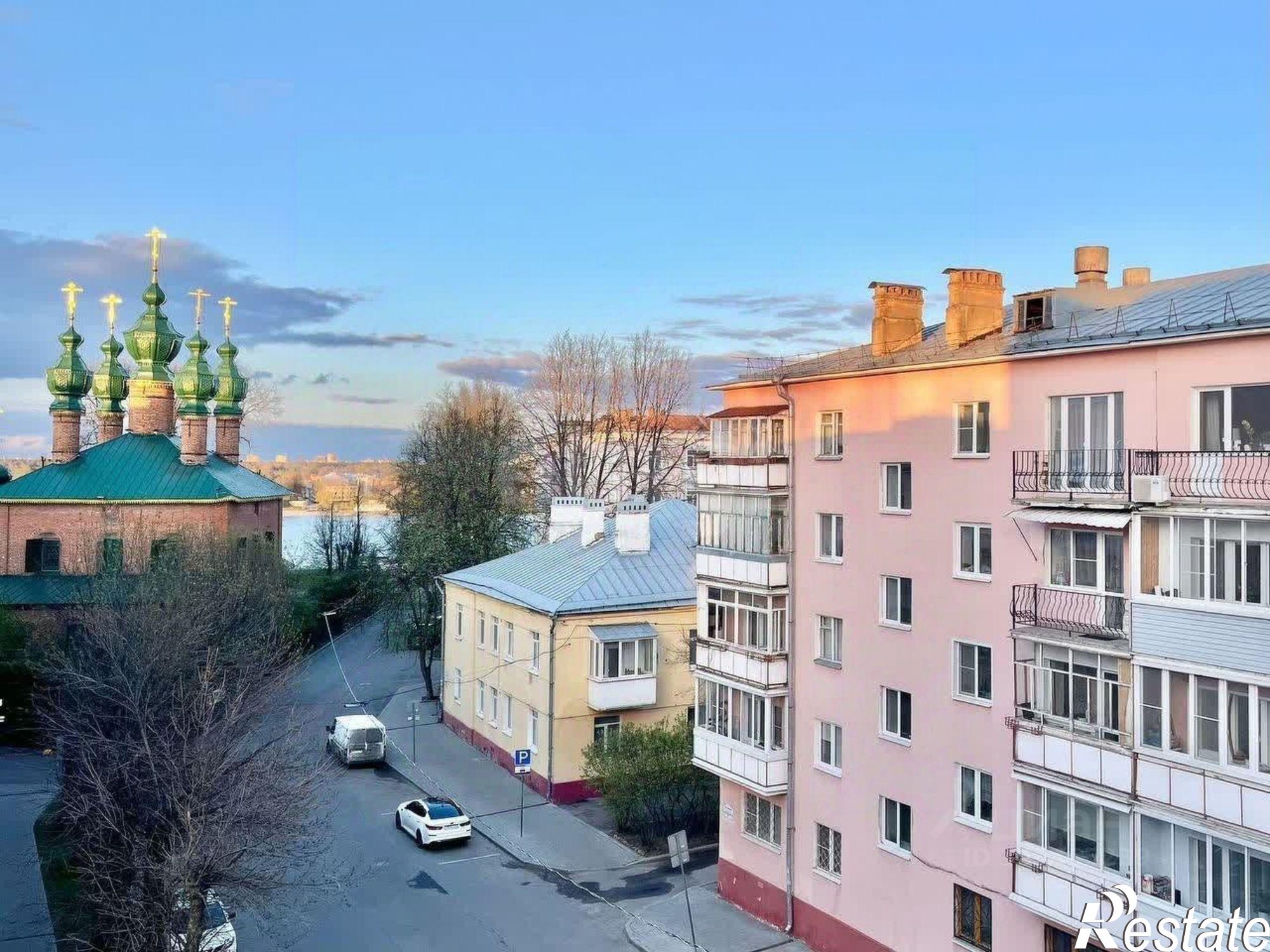 Купить квартиру за 15 999 000 рублей на улица Суркова, 6