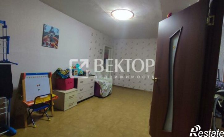 3-комн квартира улица Добрынина, 23Б,  д. 23Б