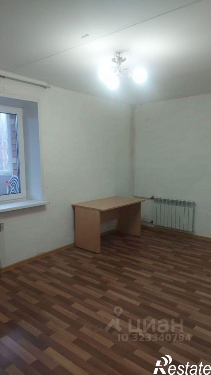 2-комн квартира улица Панина, 3 к3,  д. 3 к3