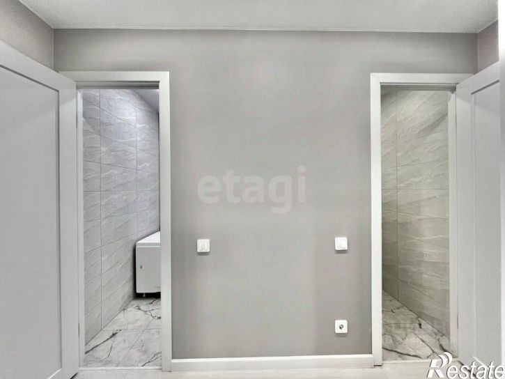 4-комн квартира улица Суркова, 6,  д. 6