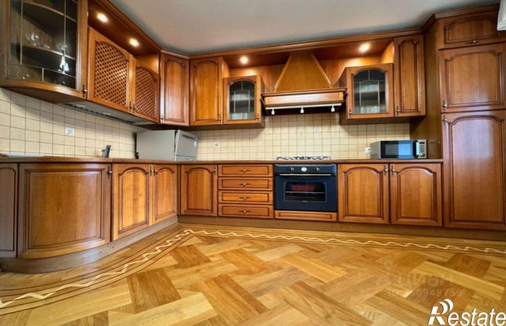 3-комн квартира улица Собинова, 48 к2,  д. 48 к2