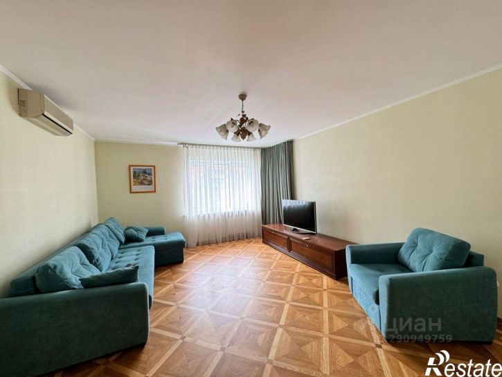 3-комн квартира улица Собинова, 48 к2,  д. 48 к2