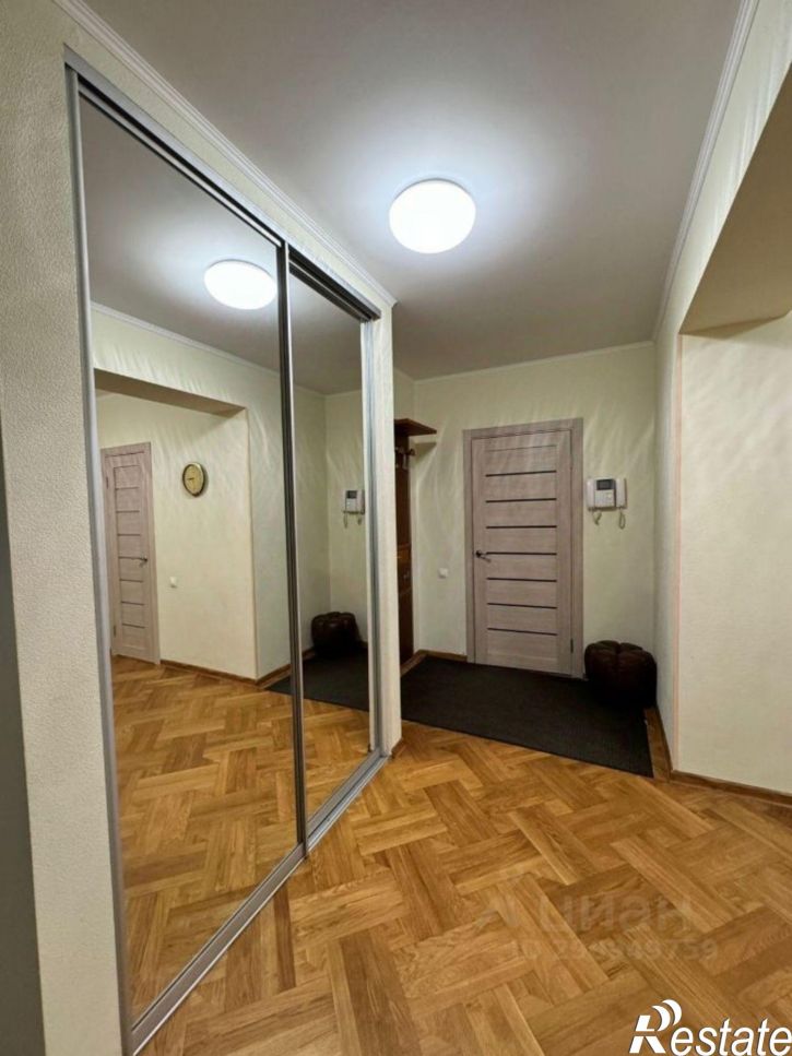 3-комн квартира улица Собинова, 48 к2,  д. 48 к2