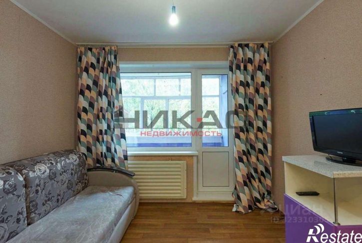 4-комн квартира улица Труфанова, 25 к4,  д. 25 к4