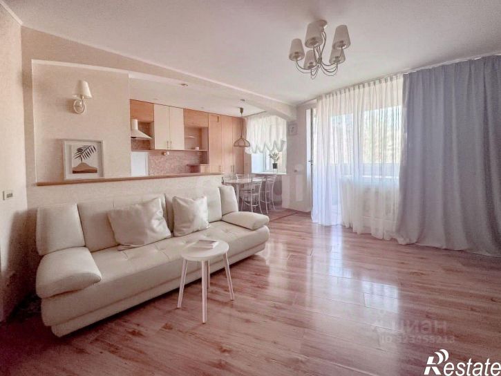 4-комн квартира ул Бабича, 17,  д. 17