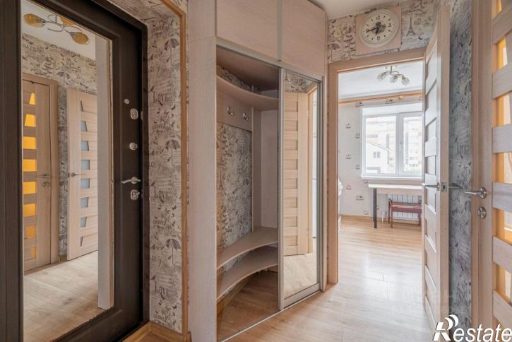 4-комн квартира ул 5-я Яковлевская, 15,  д. 15