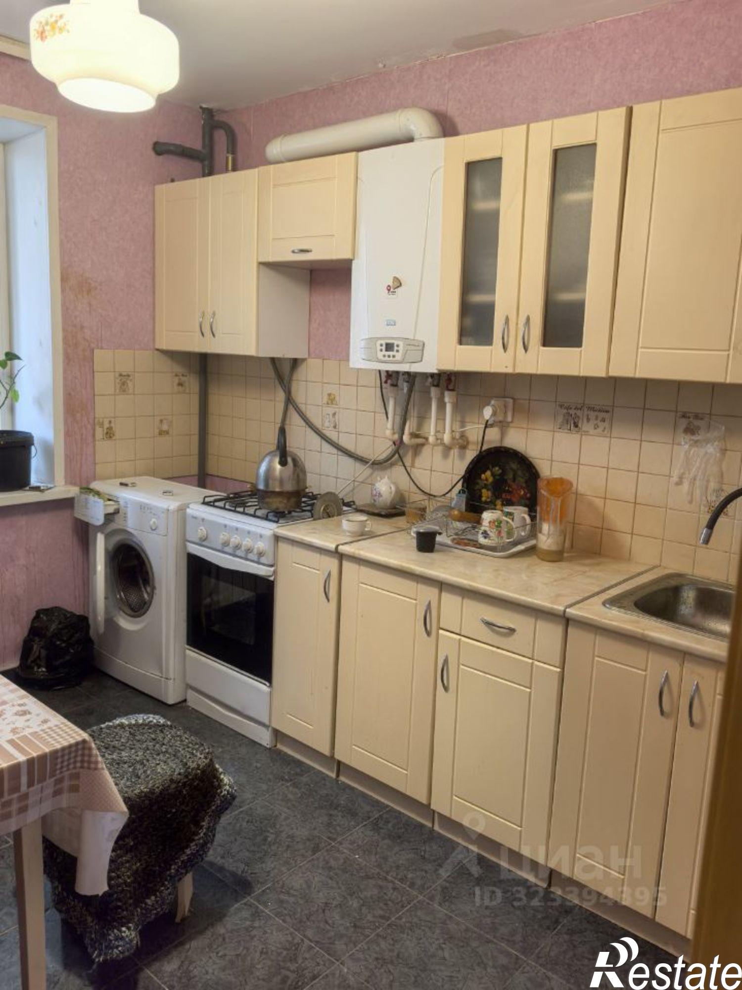 Сдать квартиру за 15 000 рублей на Залесская улица, 8 к3