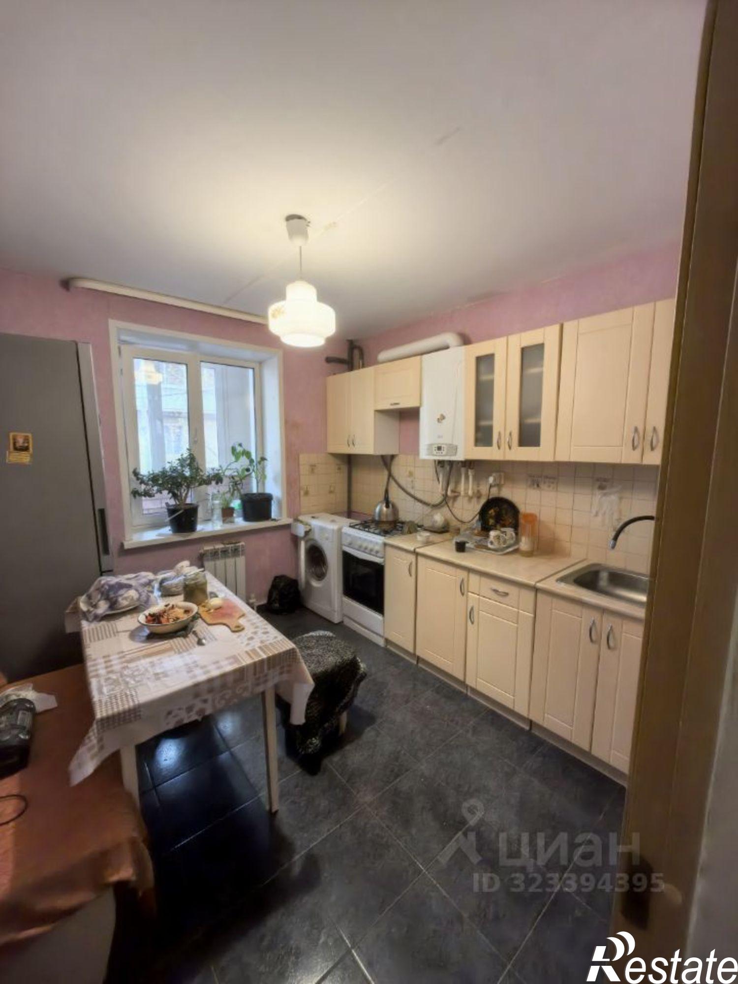 Сдать квартиру за 15 000 рублей на Залесская улица, 8 к3