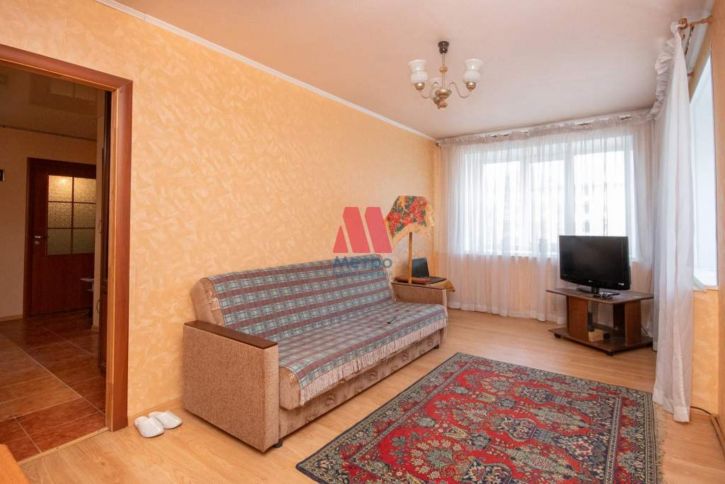 3-комн квартира Большая Октябрьская улица, д.126