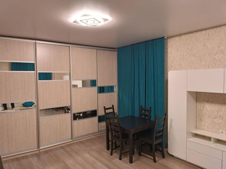 3-комн квартира Красноперекопская ул, 3