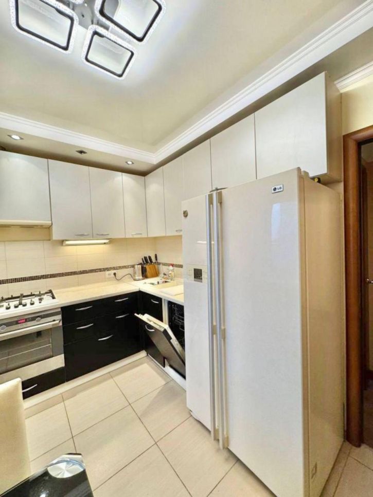 3-комн квартира Закгейма ул, 7к2