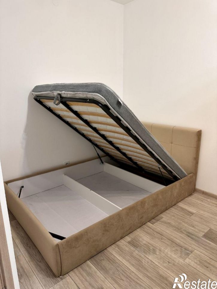 1-комн квартира улица Александра Додонова, 8к5