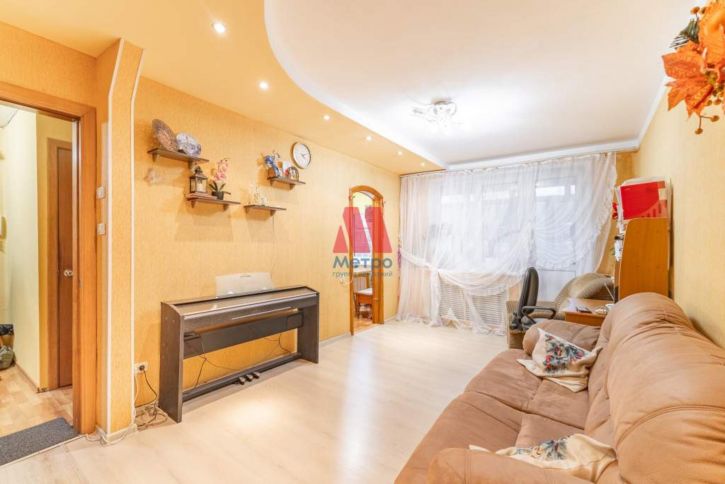 3-комн квартира Большая Октябрьская улица, д.126б