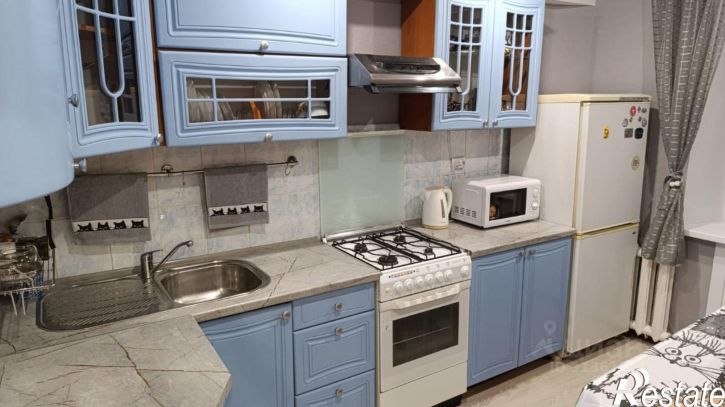 3-комн квартира улица Строителей, 3,  д. 3