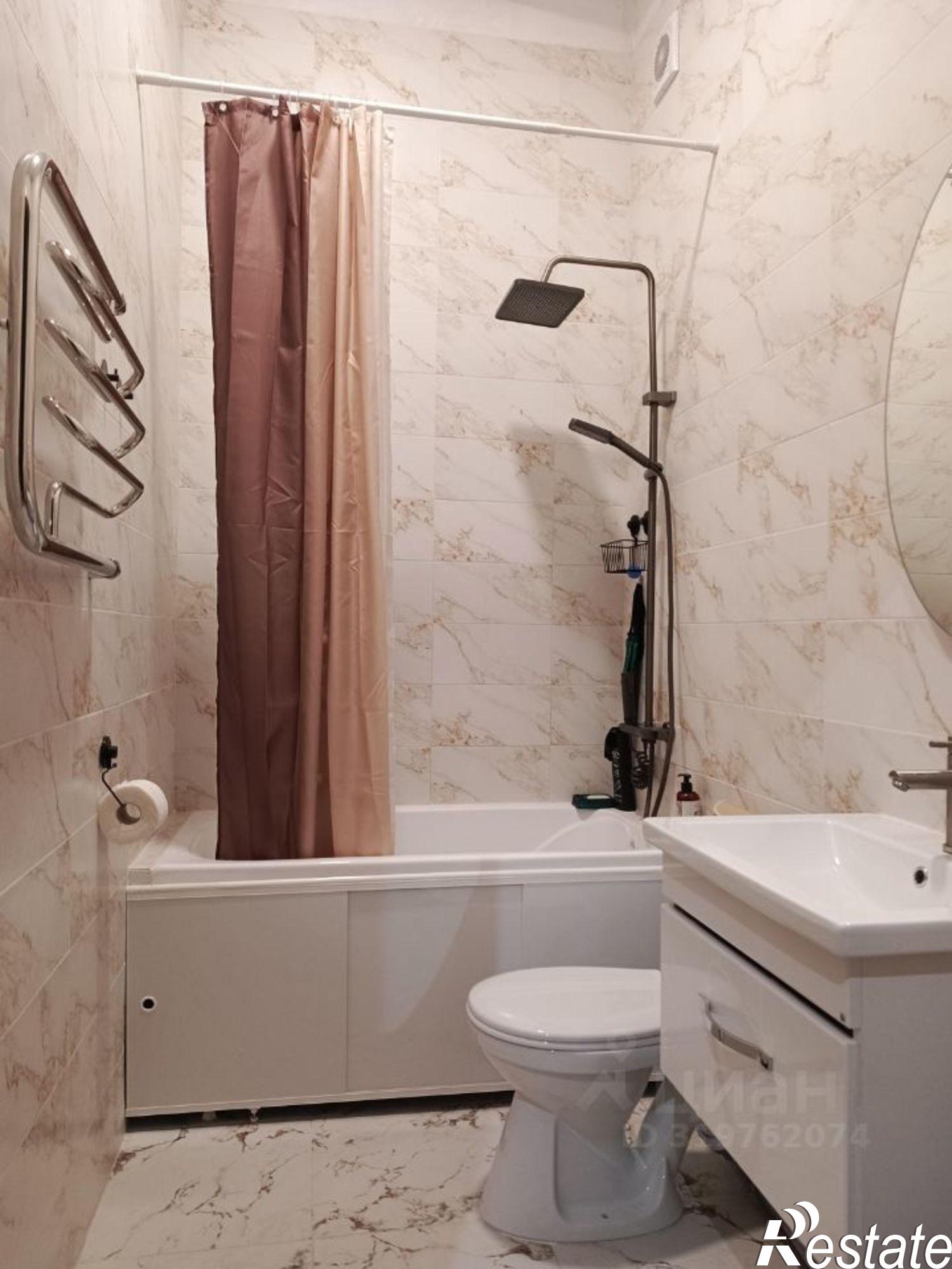 Сдать дачу, дом, коттедж за 11 000 рублей на улица Парижская Коммуна, 5