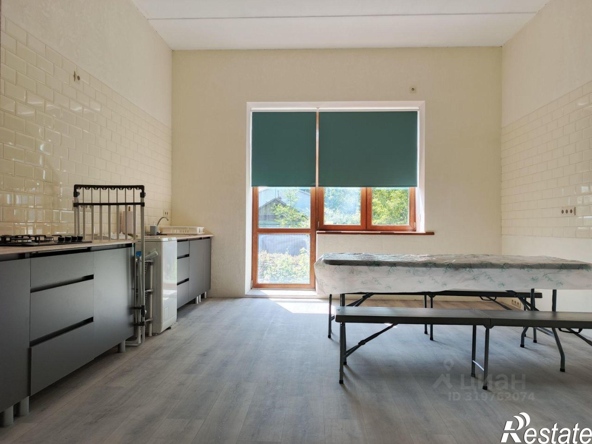 Сдать дачу, дом, коттедж за 11 000 рублей на улица Парижская Коммуна, 5