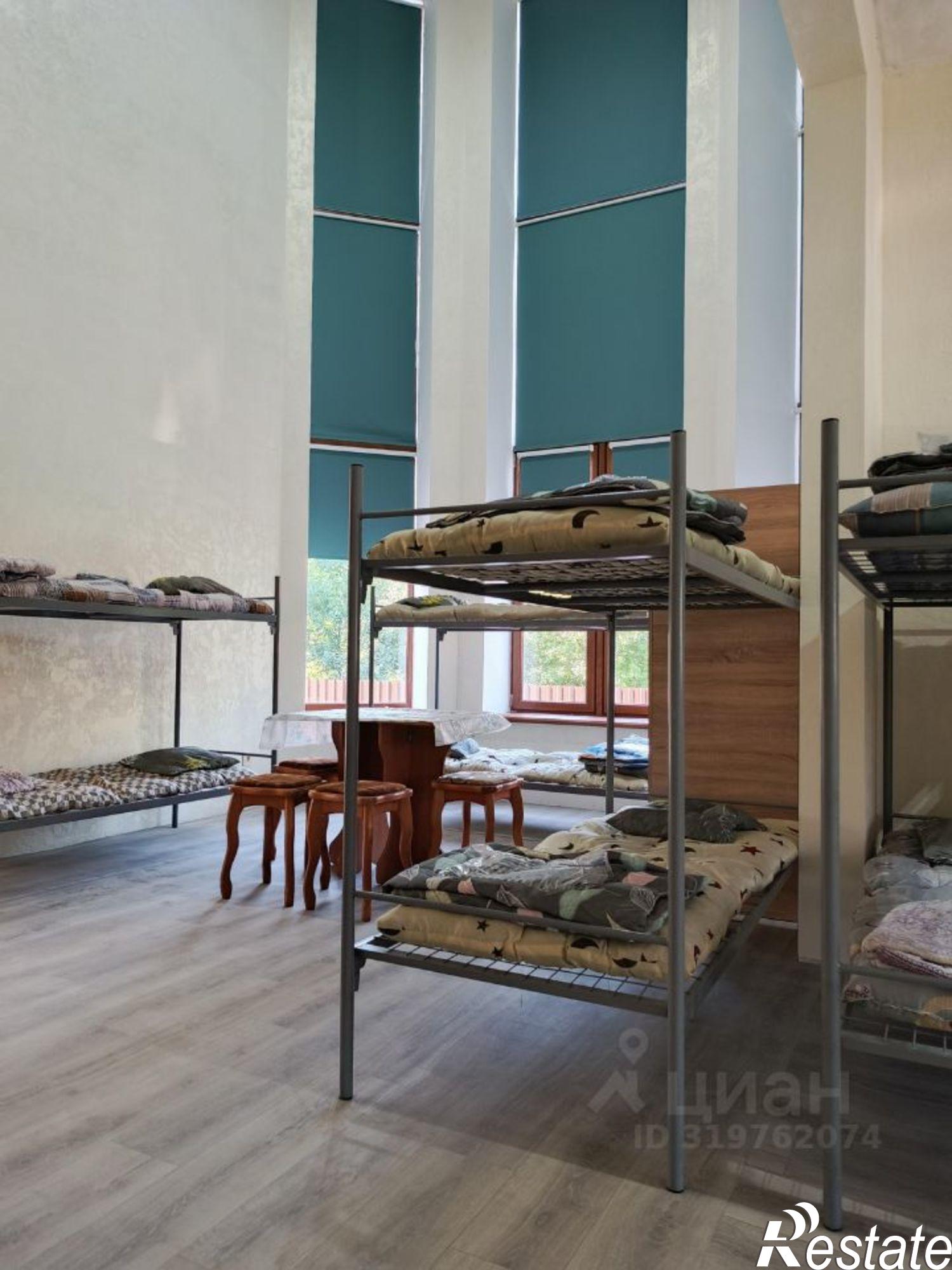 Сдать дачу, дом, коттедж за 11 000 рублей на улица Парижская Коммуна, 5