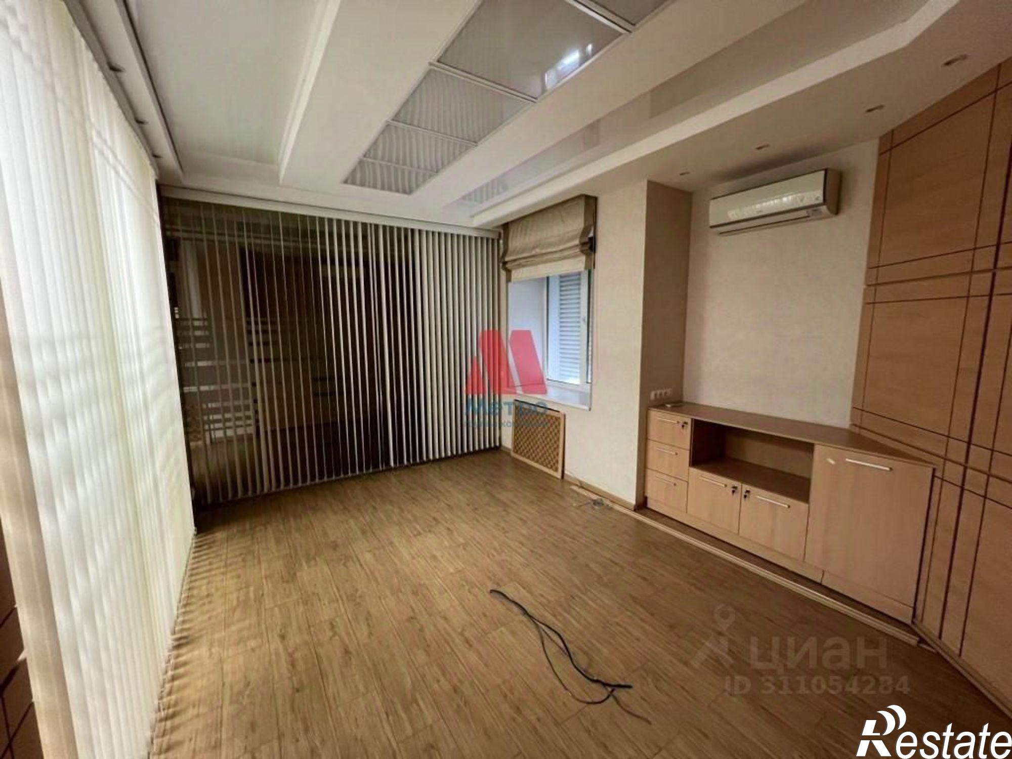 Сдать офис, помещение под офис за 65 000 рублей на улица Собинова, 31/6