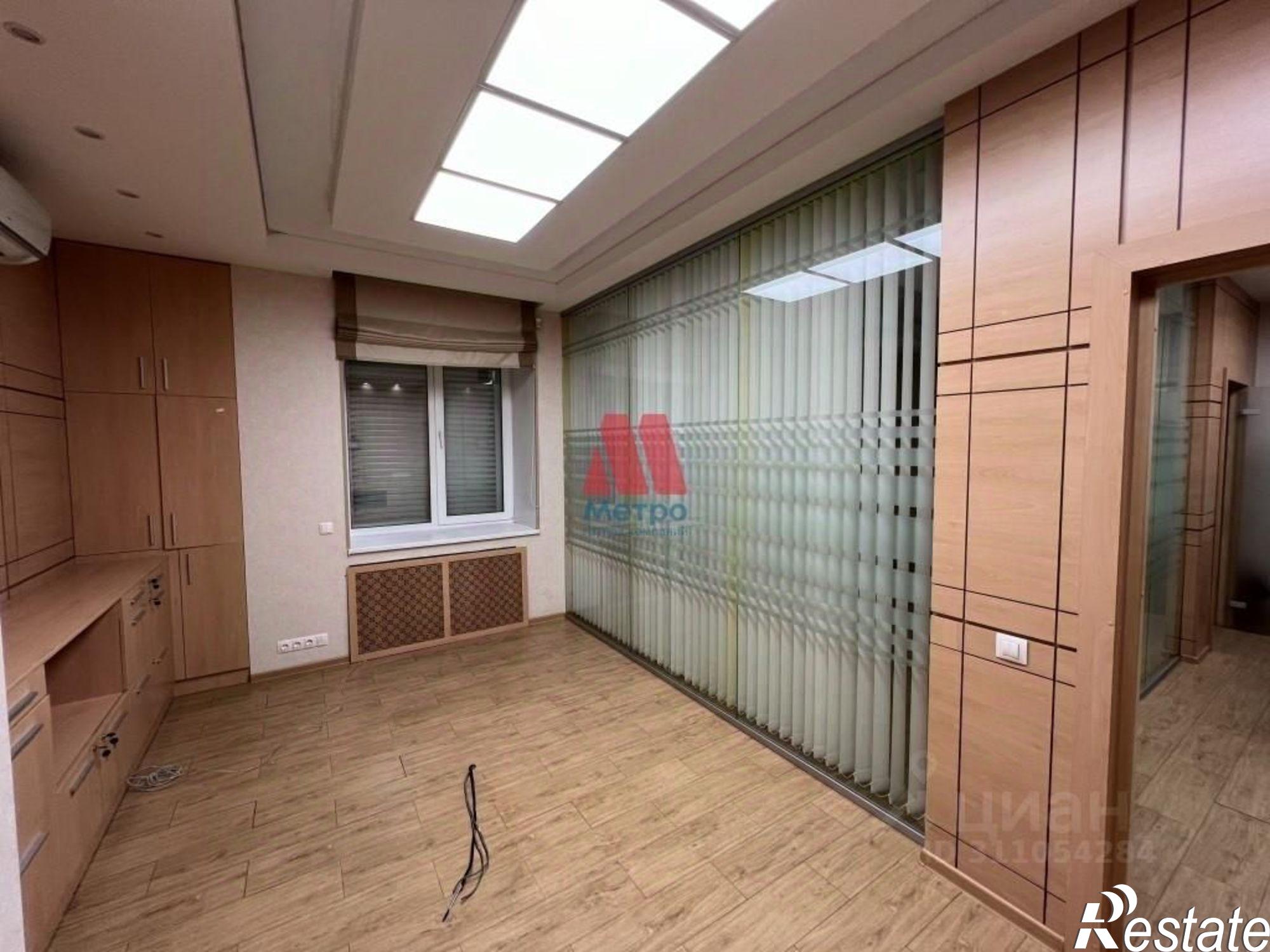 Сдать офис, помещение под офис за 65 000 рублей на улица Собинова, 31/6