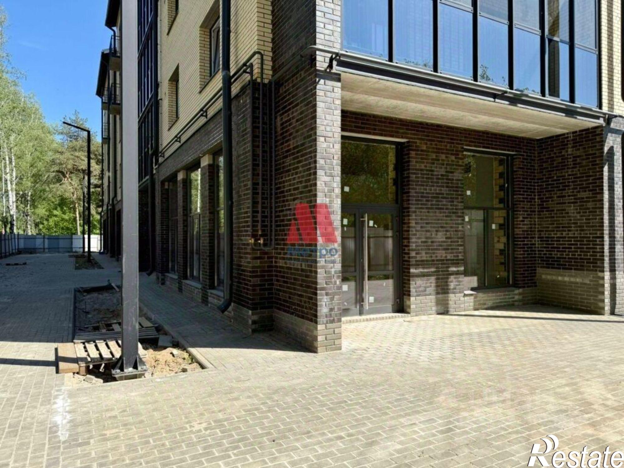 Сдать торговое помещение за 95 000 рублей на Клубная улица, 33