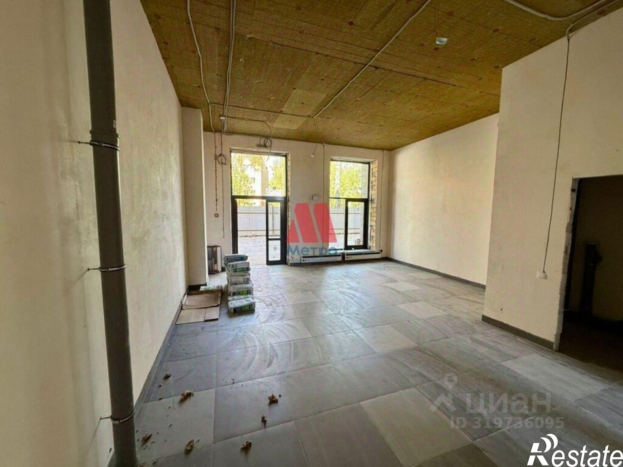 Сдать торговое помещение за 95 000 рублей на Клубная улица, 33