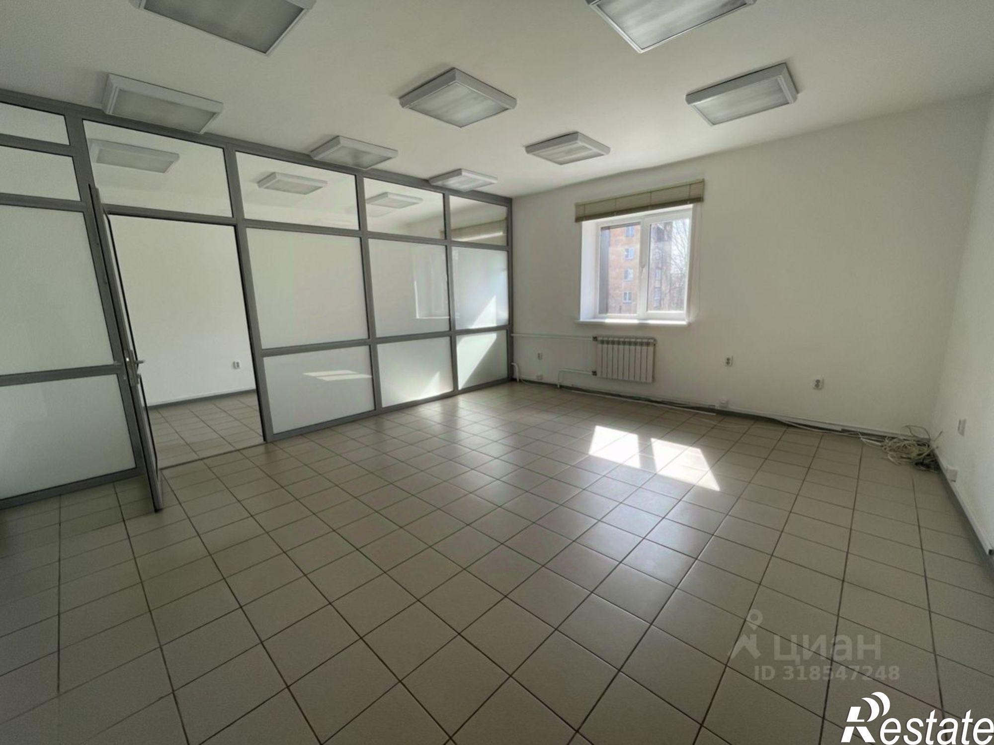 Сдать офис, помещение под офис за 54 600 рублей на проспект Октября, 40В