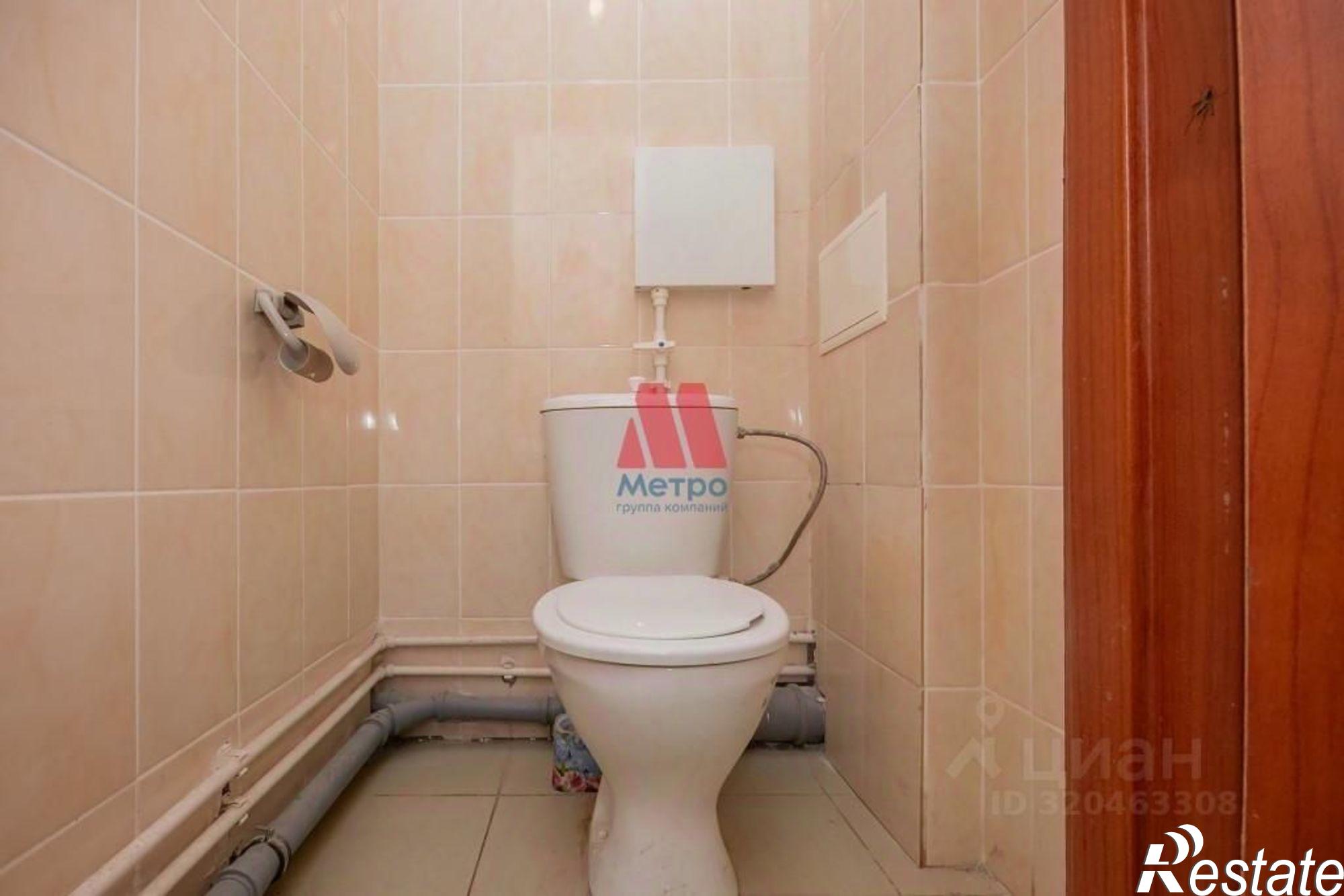 Купить помещение свободного назначения за 6 557 300 рублей на Большая Донская улица, 15