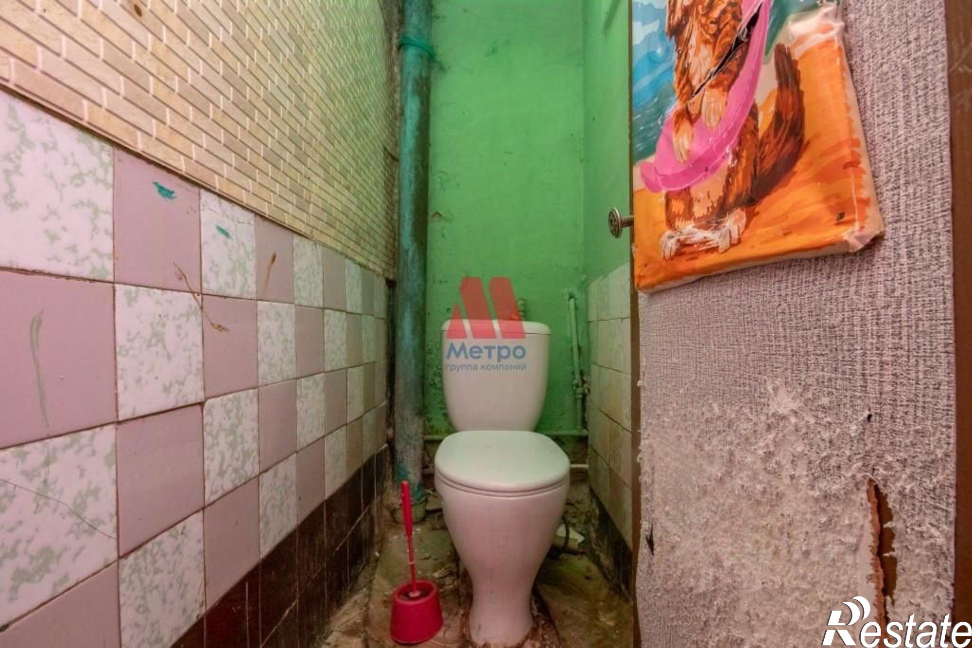 Купить комнату за 600 000 рублей на улица Добрынина, 22