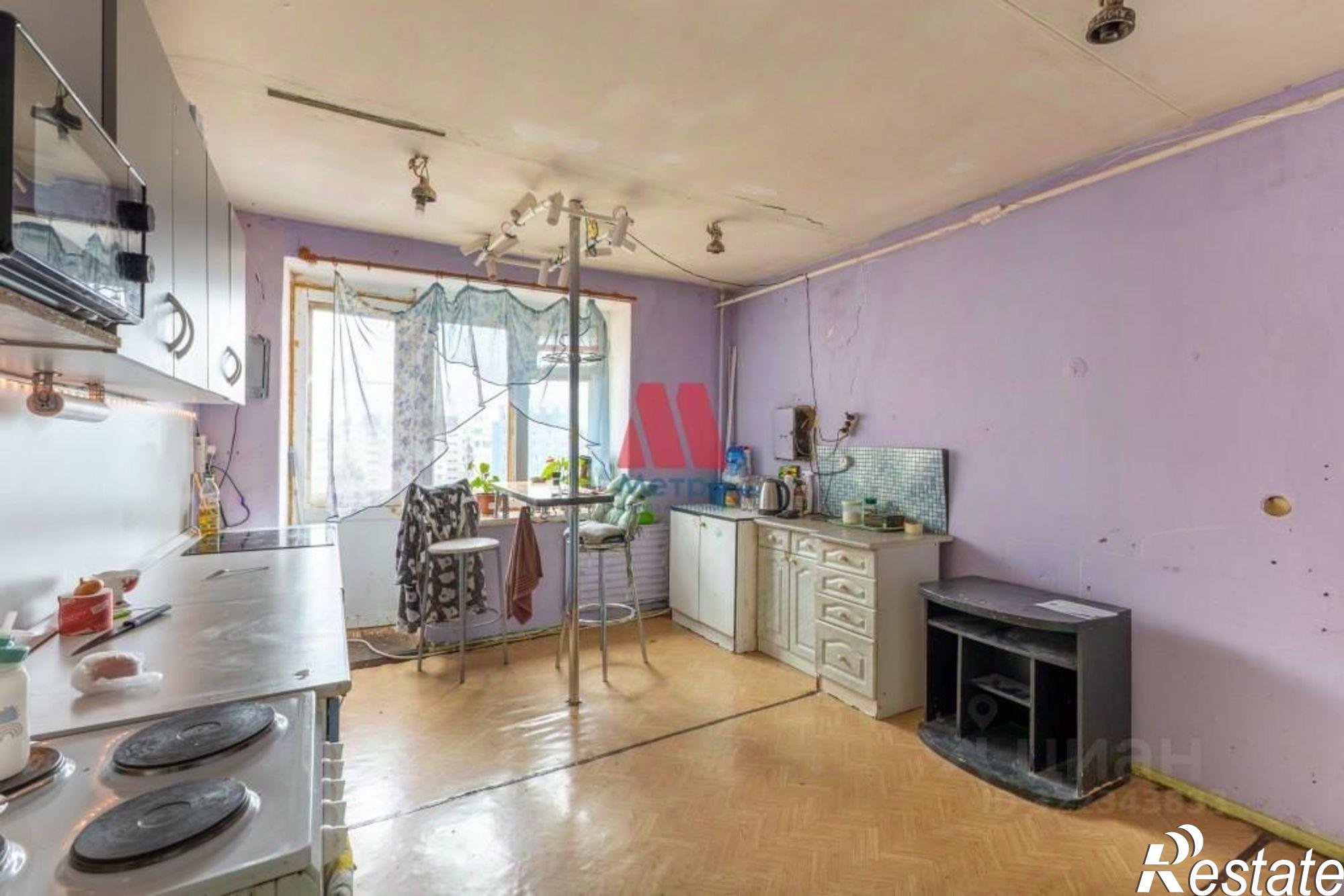 Купить комнату за 700 000 рублей на улица Труфанова, 30 к2