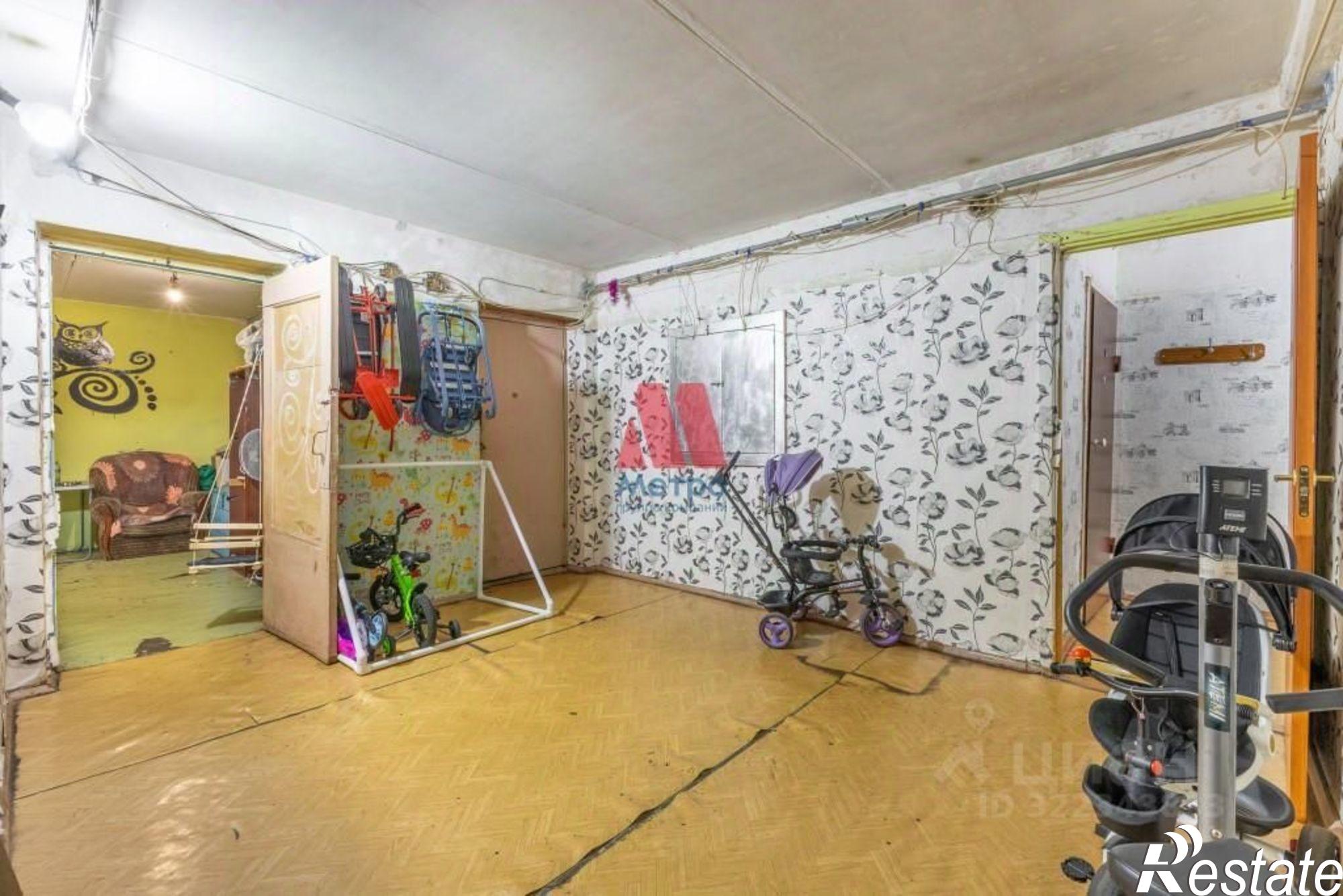 Купить комнату за 700 000 рублей на улица Труфанова, 30 к2