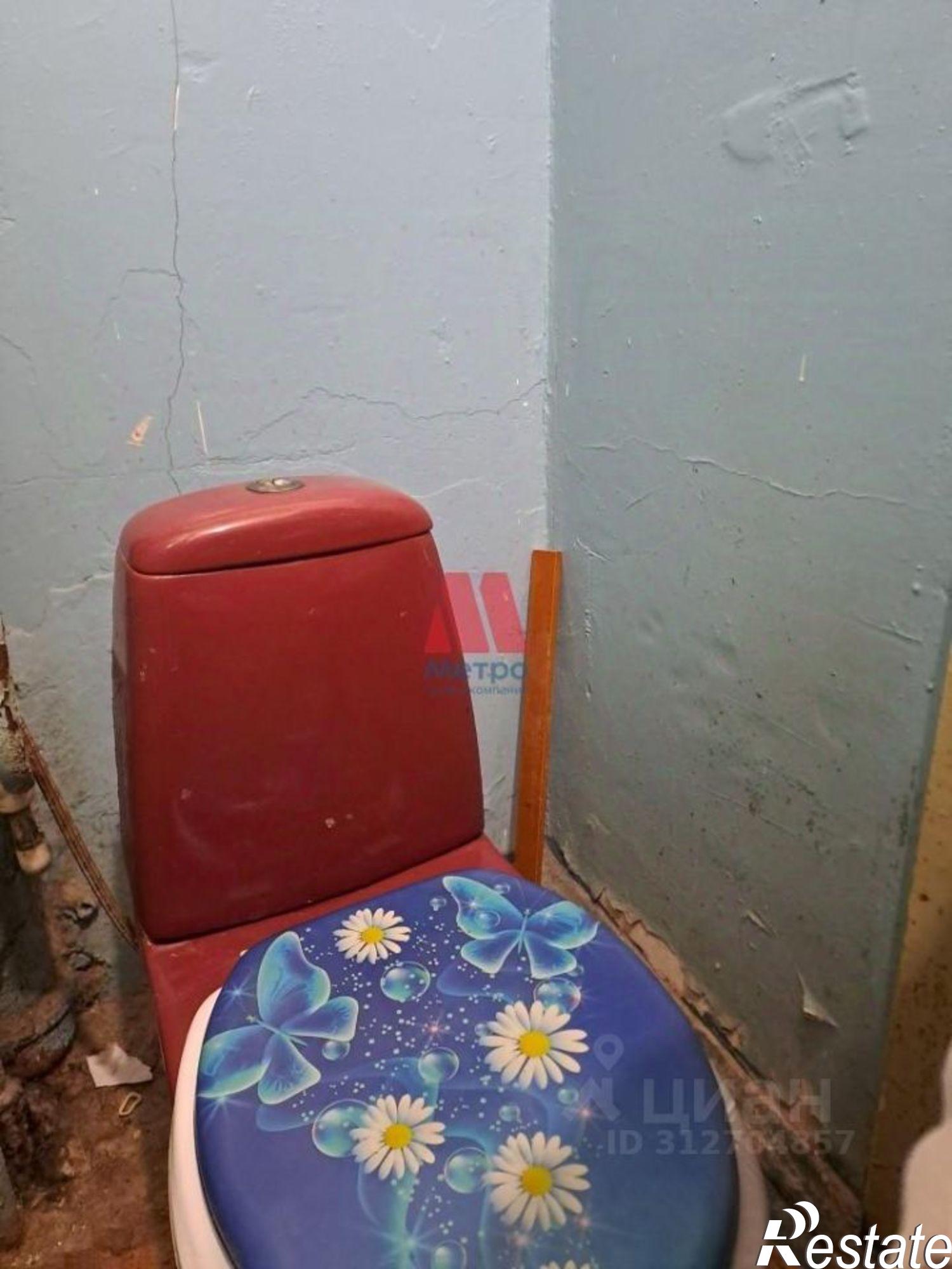 Купить комнату за 560 000 рублей на Корабельная улица, 11