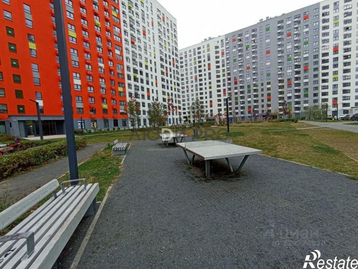 2-комн квартира улица Лескова, 40,  д. 40